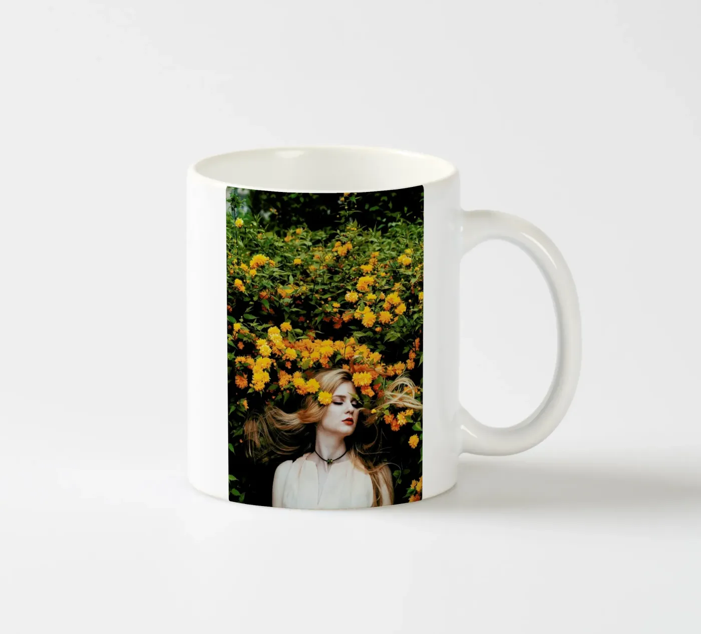 Yellow ceramic mug by Jovana Rikalo