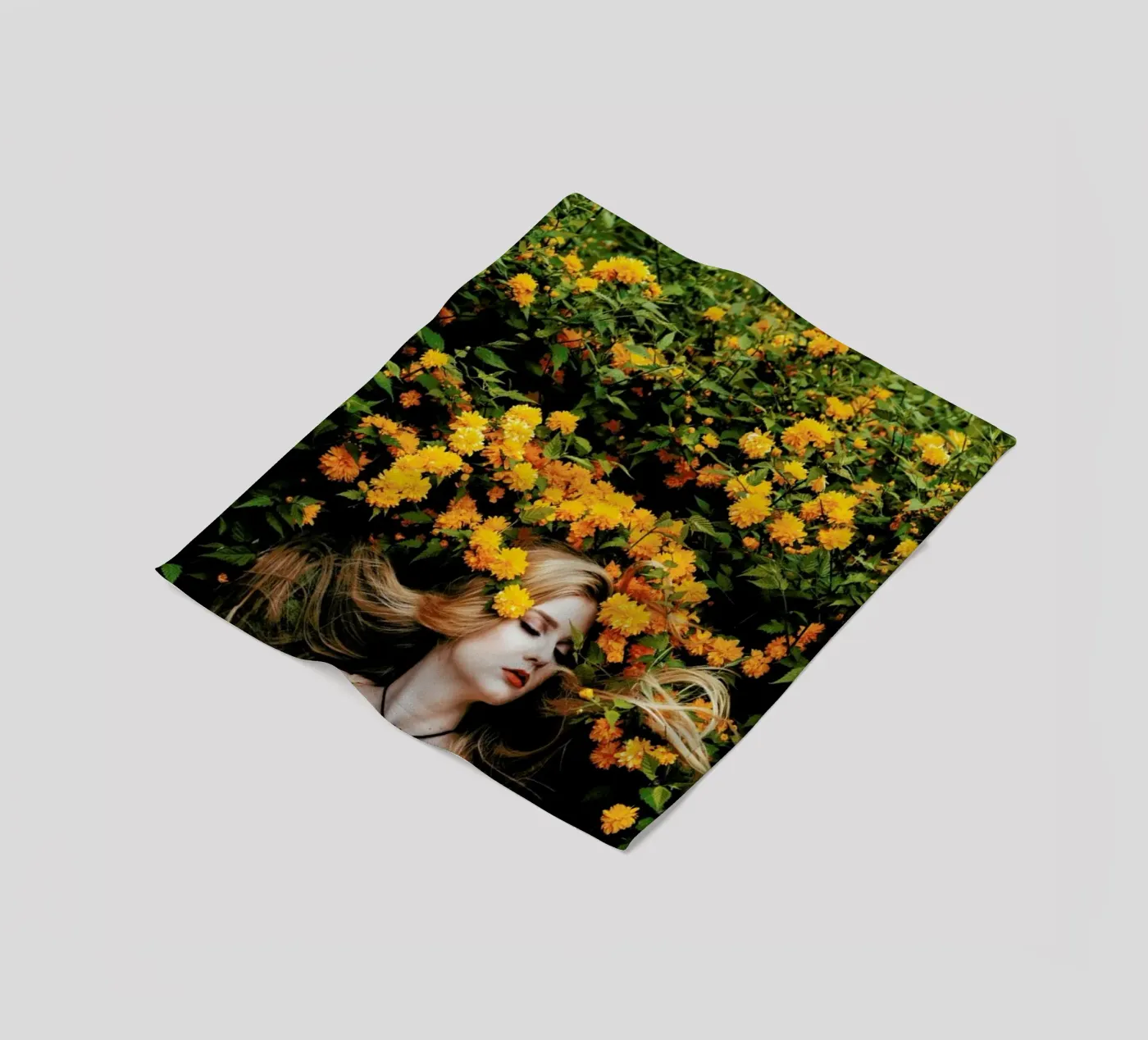 Yellow Fleecedecke von Jovana Rikalo