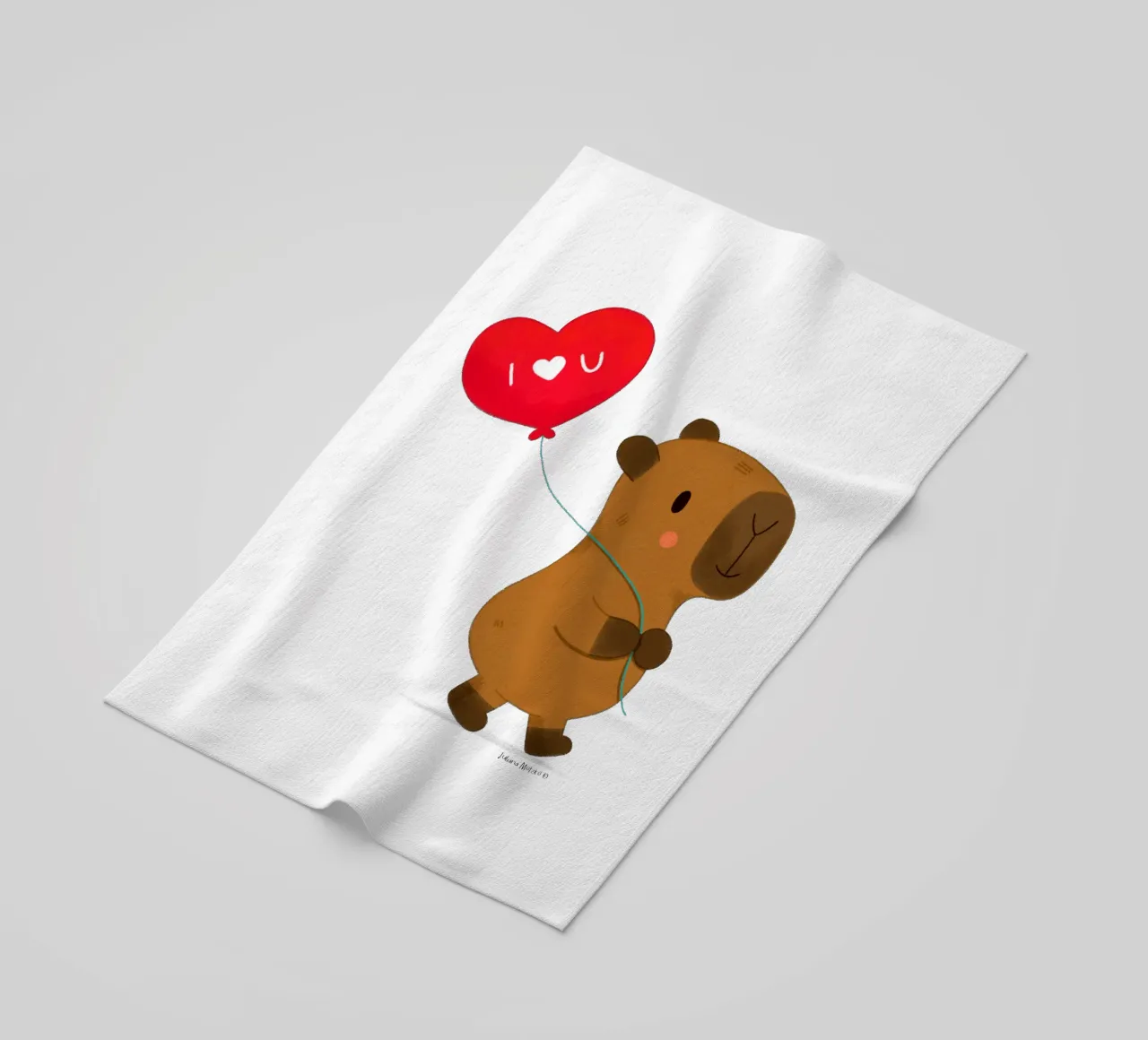 Capibara con pallone a cuore - Ti amo telo mare da julianamotzko