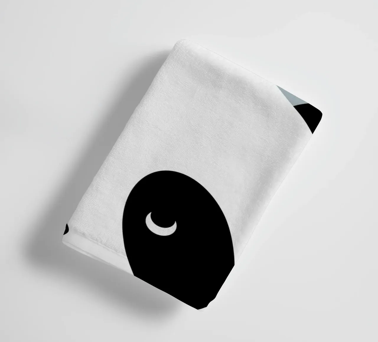Panda e stella cadente - design animale minimalista asciugamano da bagno da namosh