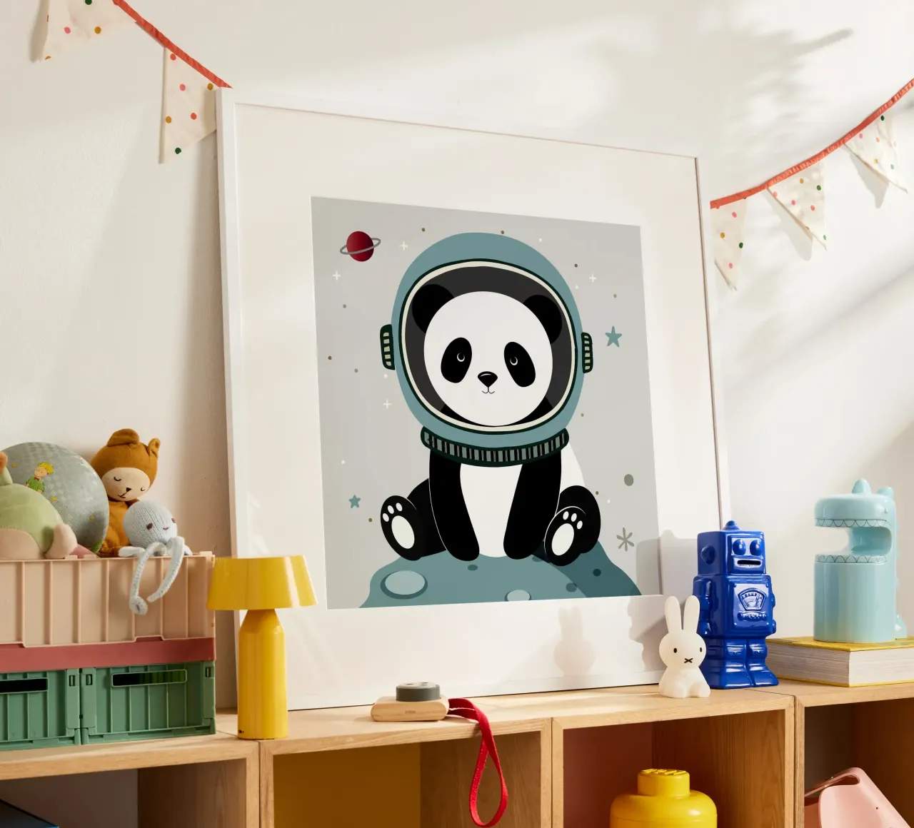 Panda astronauta - Illustrazione spaziale immaginaria poster con telaio in plastica da namosh