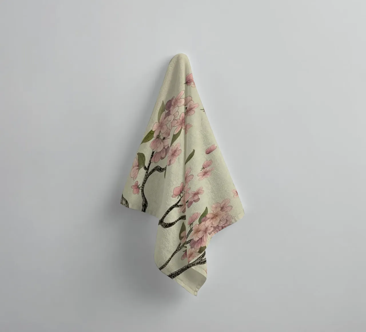 Blossom Bird Handtuch von Terry Fan