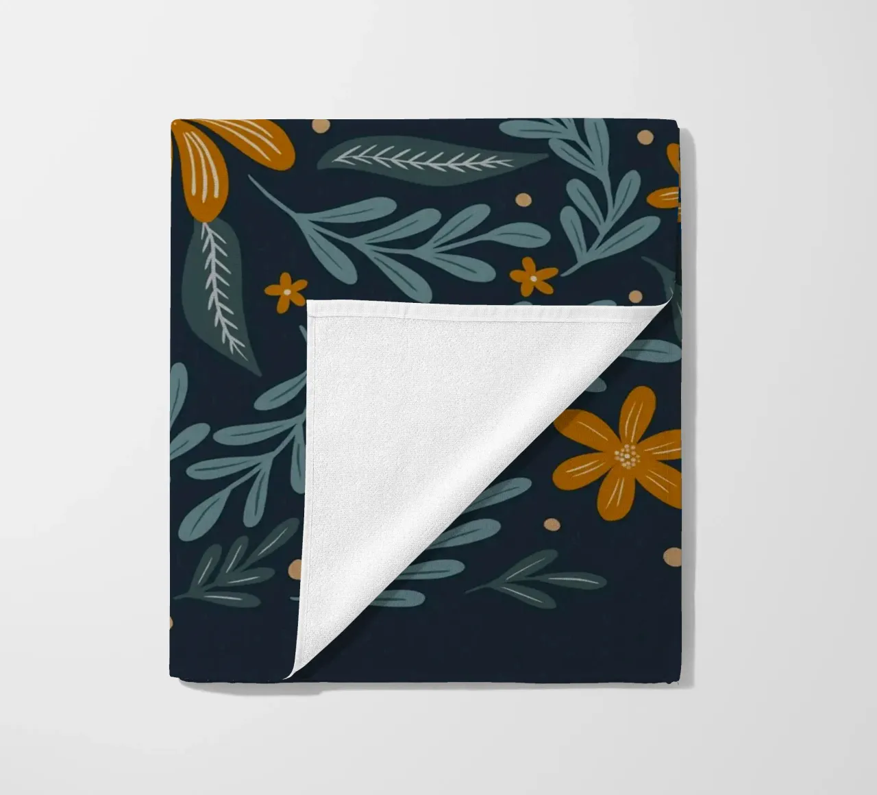 Fiori circolari - indaco e arancio telo mare da Wackapacka