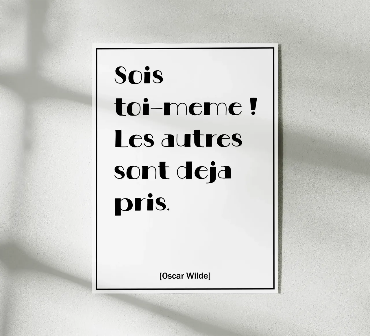 Poster con citazioni ispirate di Oscar Wilde in francese plexiglass da Wall of Words