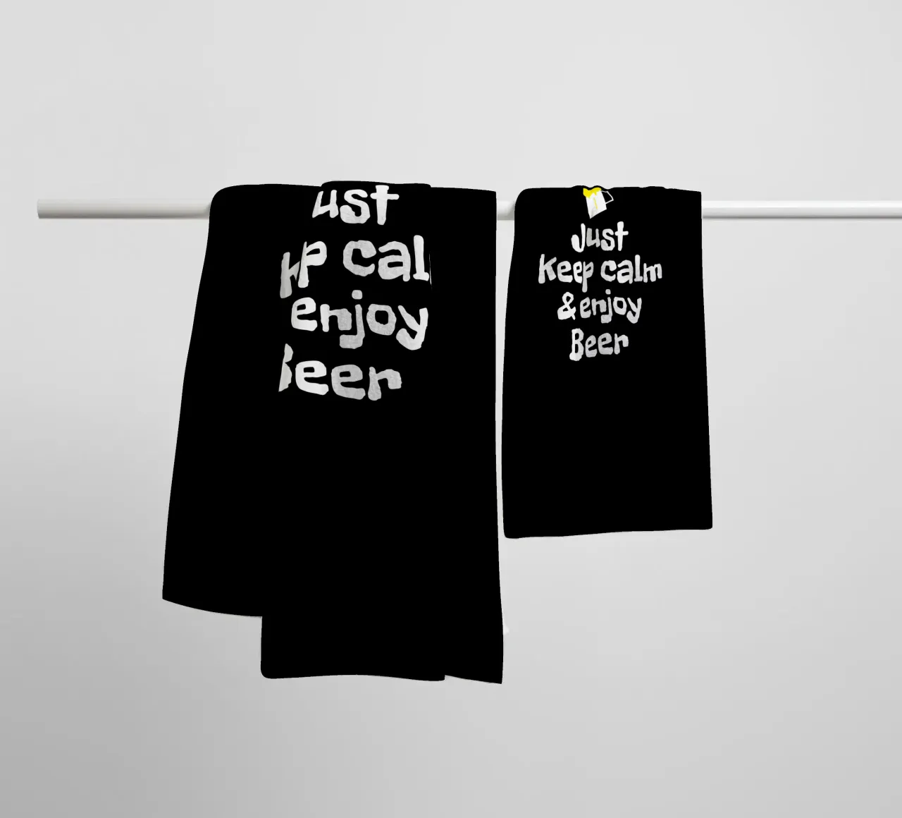 Just keep calm and enjoy beer asciugamano da bagno da happieeagle