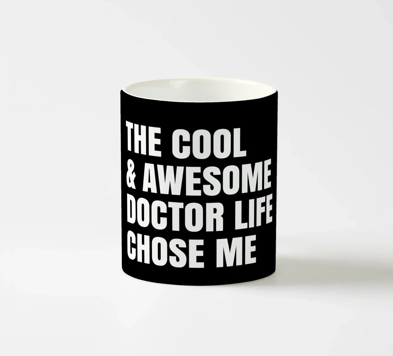 The cool and awesome doctor life chose me tazza in ceramica da happieeagle