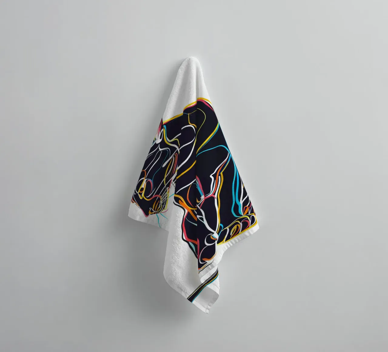 MAJESTIC ANIMALS LINE DRAWINGS towel by Art Digital Visuel