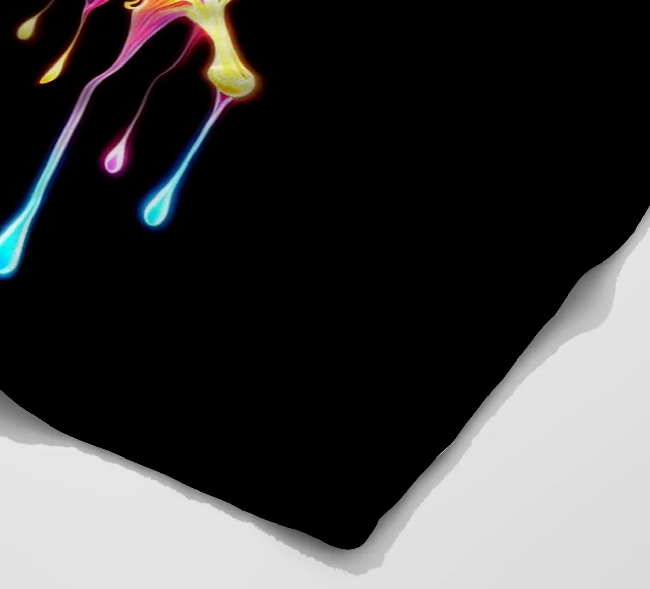 The Last Flutter | Glowing Butterfly Fleecedecke von Metallic Meltdown