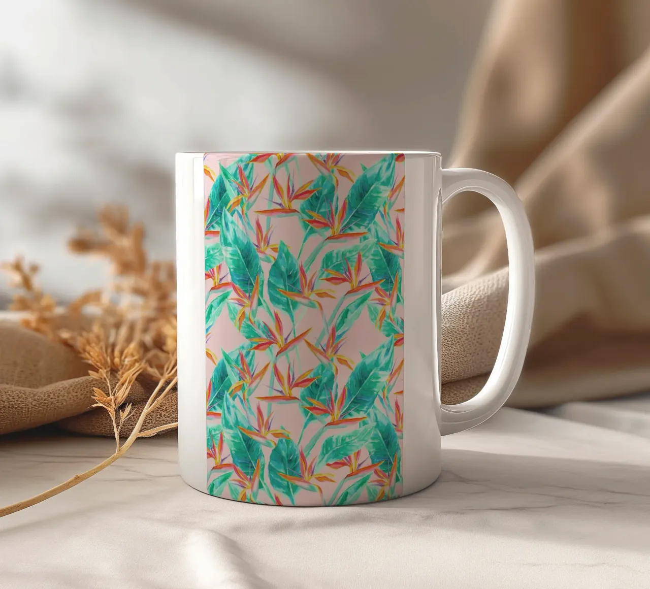Birds Of Paradise tazza in ceramica da Jacqueline Maldonado