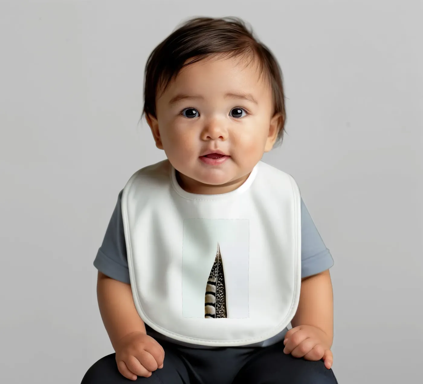 One Feather bavaglino da Miles of Light