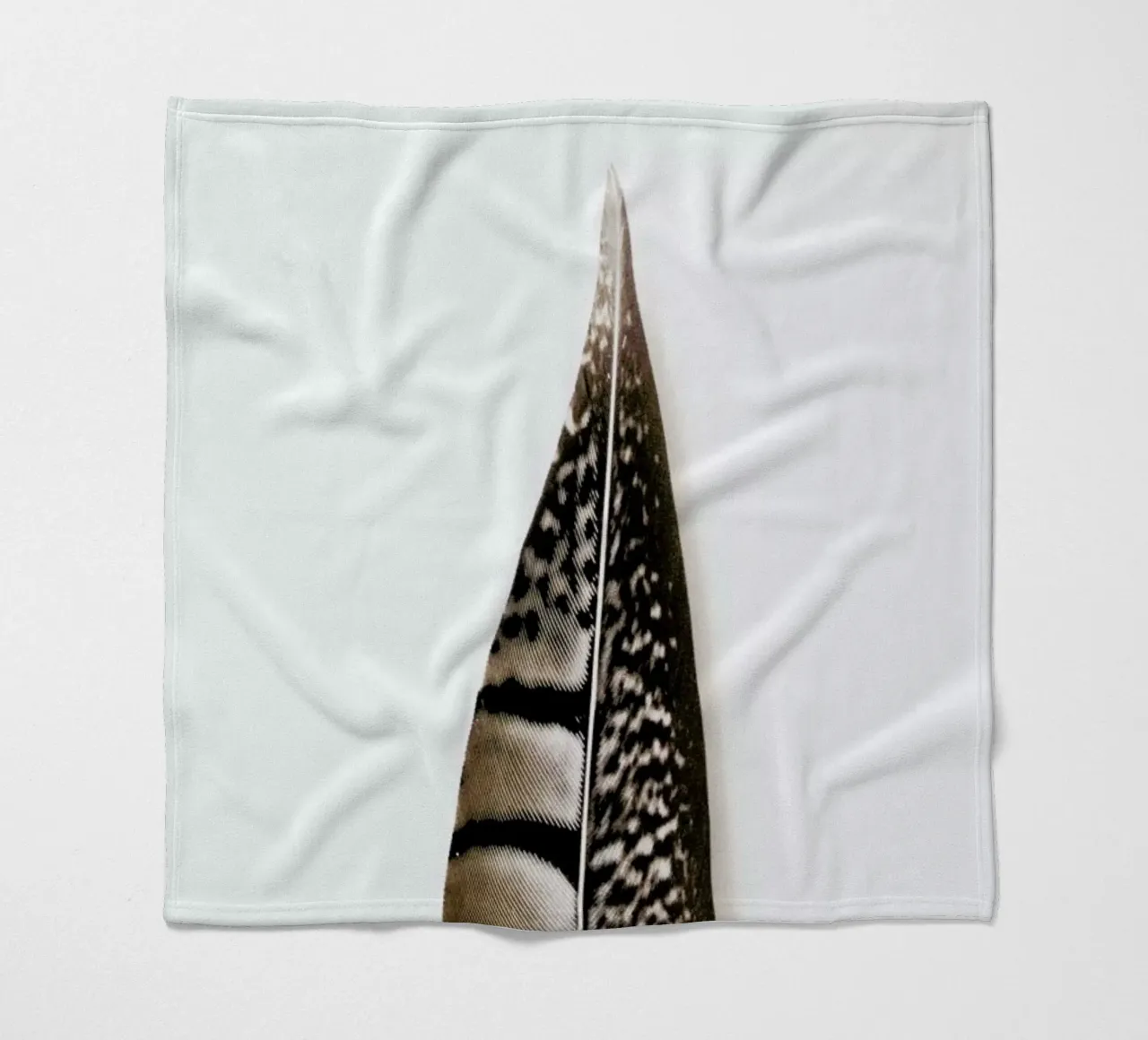 One Feather coperta in pile da Miles of Light