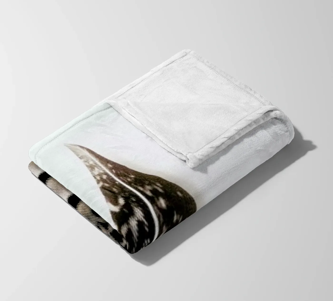 One Feather Fleecedecke von Miles of Light