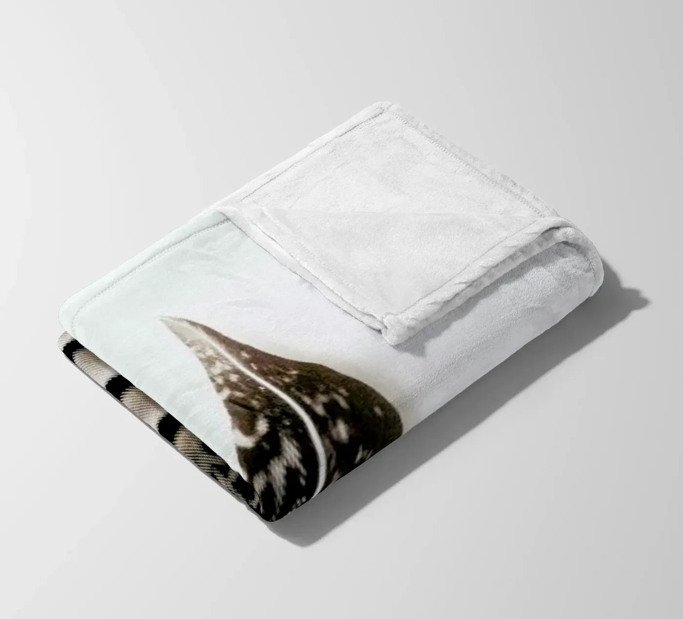 One Feather Fleecedecke von Miles of Light