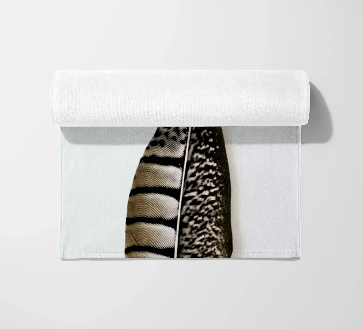 One Feather telo mare da Miles of Light