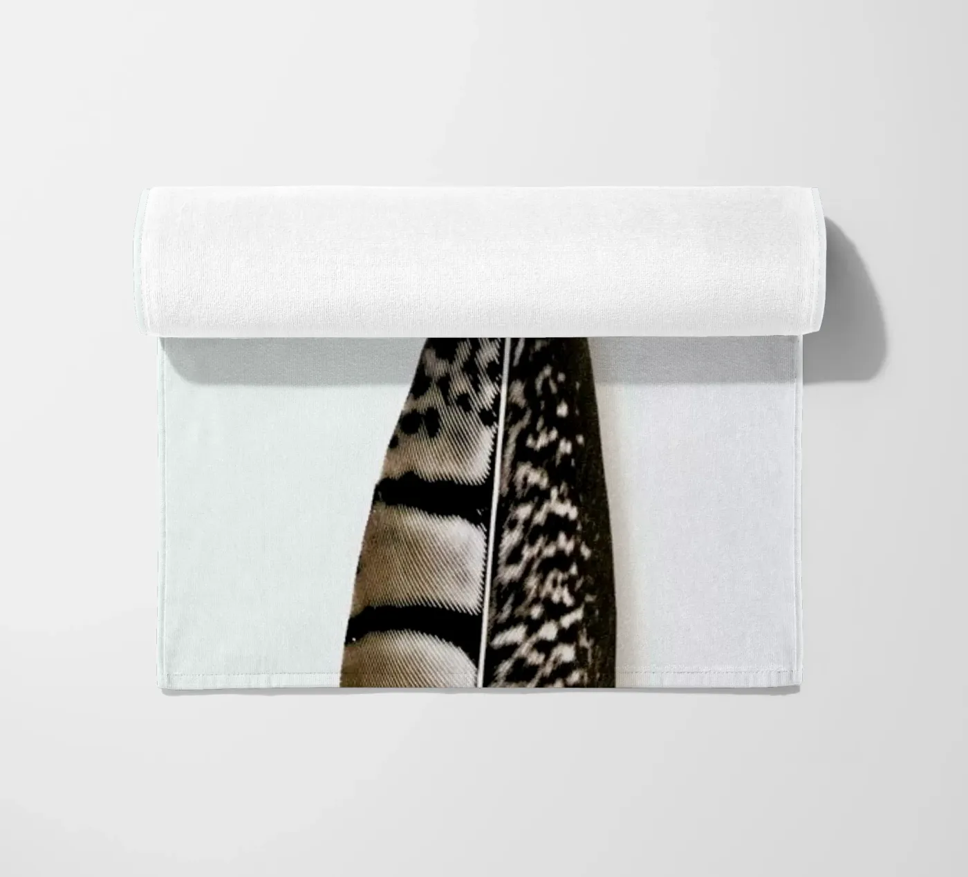 One Feather telo mare da Miles of Light