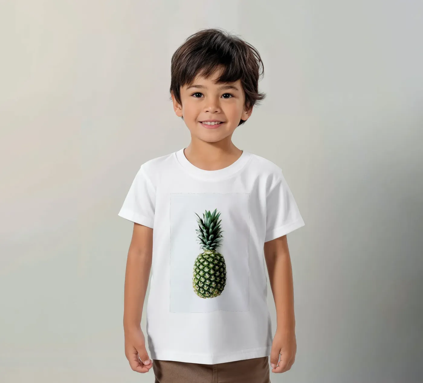 Pineapple kinder t-shirt van Miles of Light
