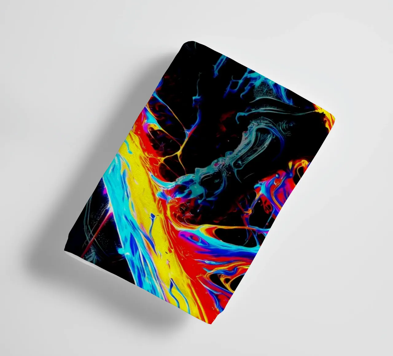 Ruimtewachter badhanddoek van Metallic Meltdown
