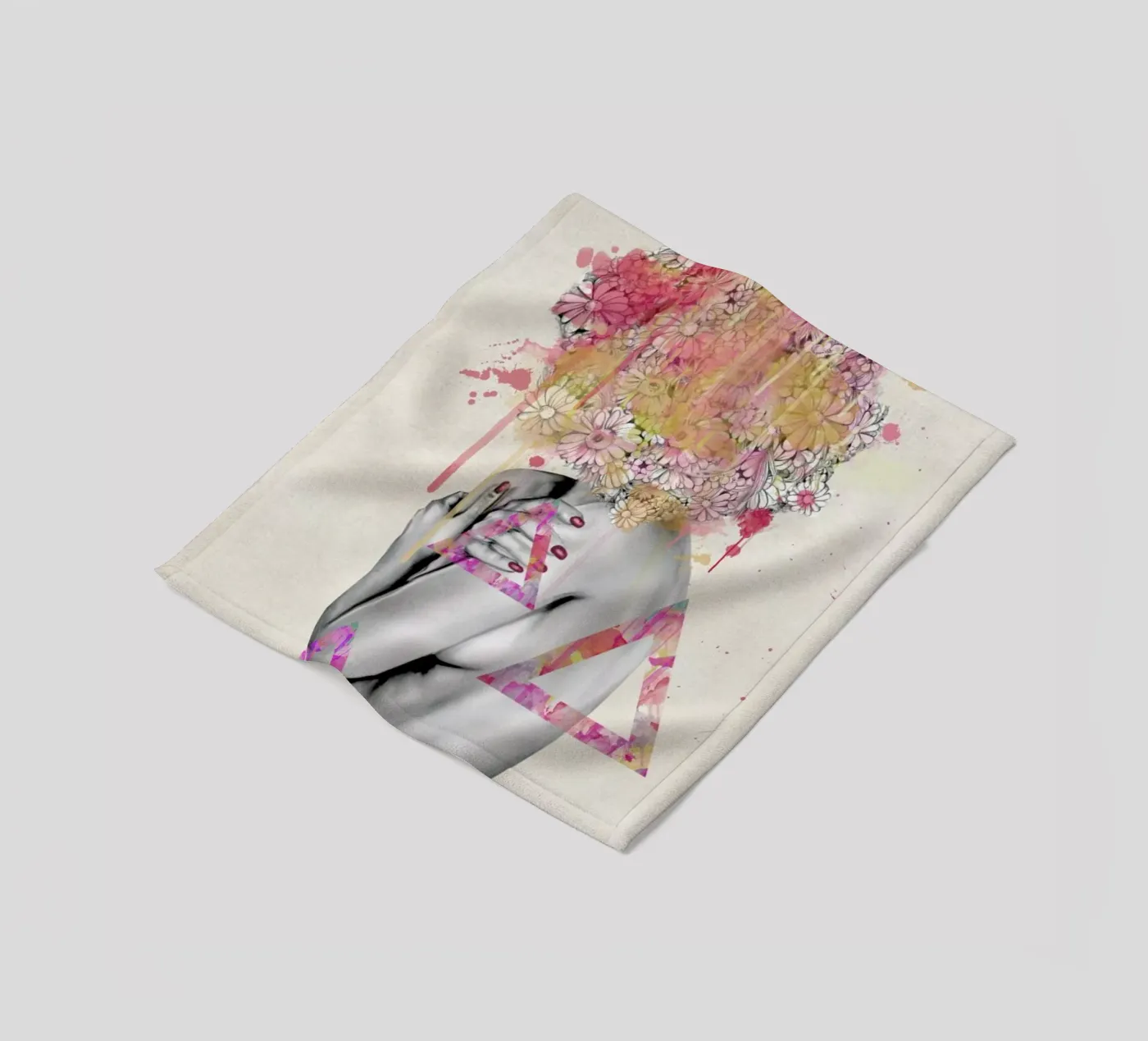 Delicate Flower Fleecedecke von Nettsch