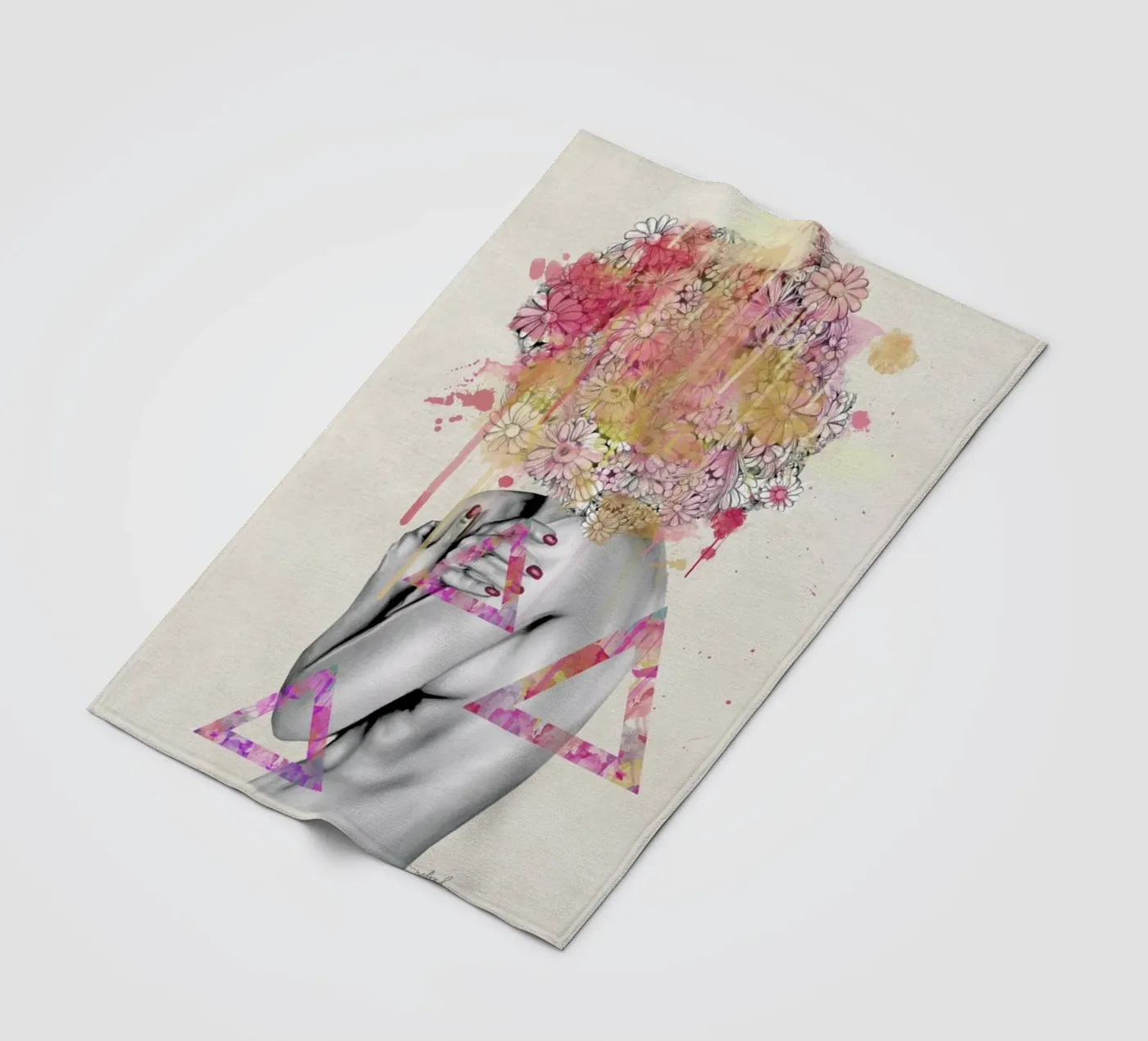 Delicate Flower Fleecedecke von Nettsch