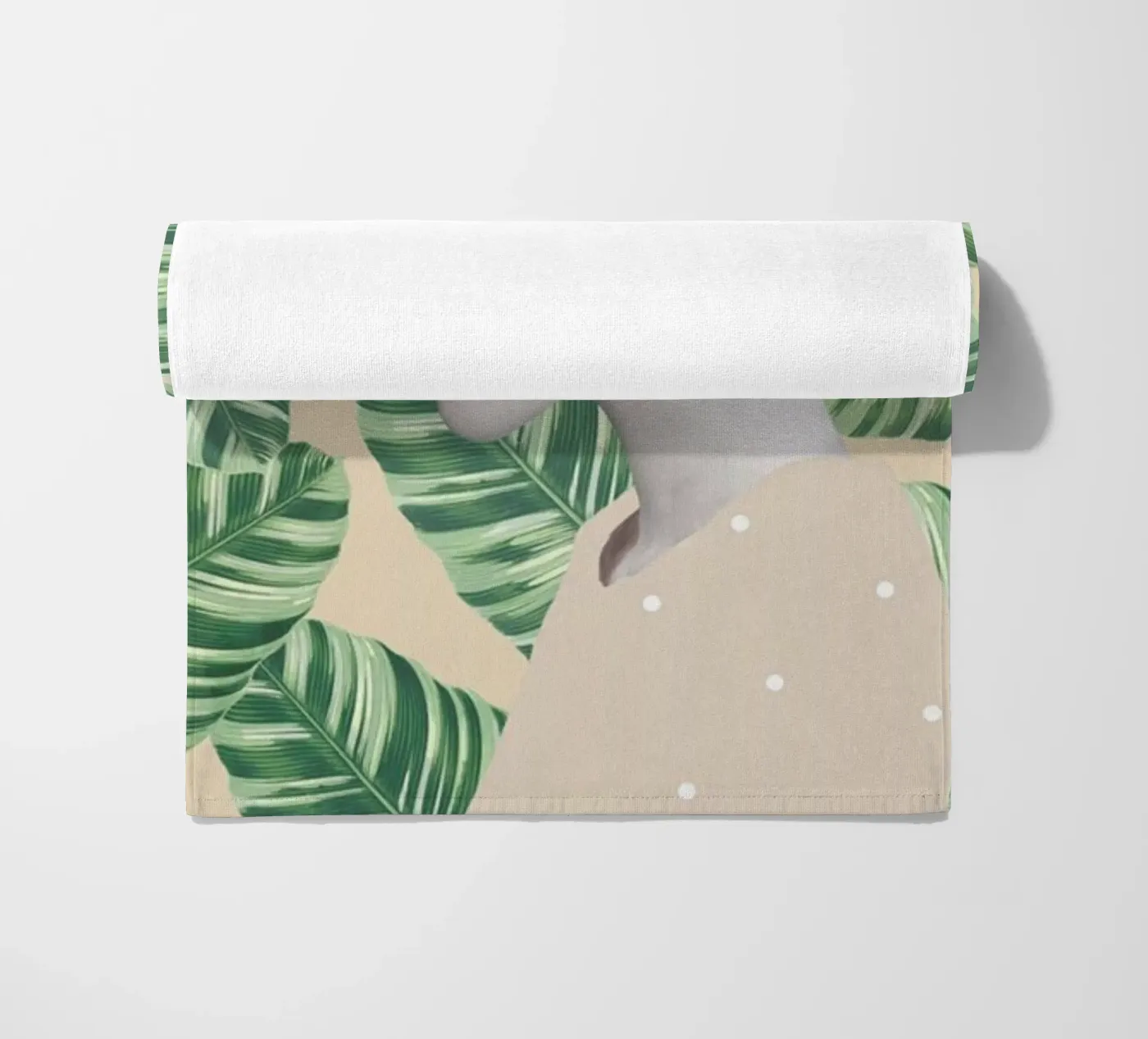 Flora beach towel by Nettsch