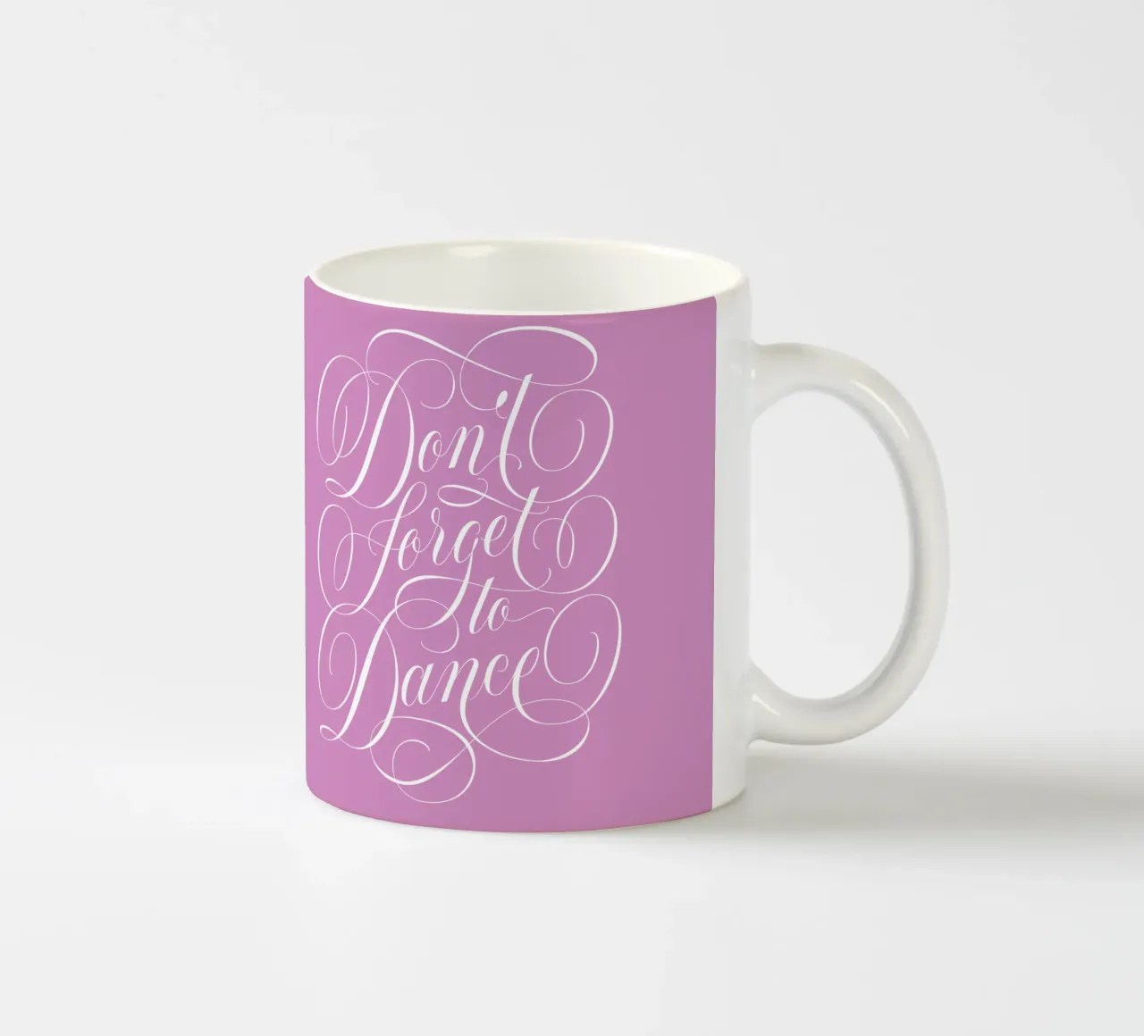 Non dimenticate di ballare. Danzare attraverso la vita. Calligrafia colorata tazza in ceramica da CalliLetters