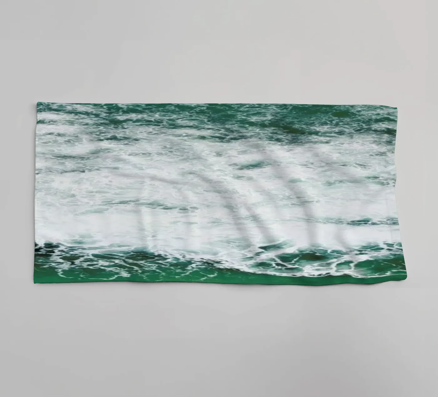 Wavescapes 01 badhanddoek van Shot By Clint