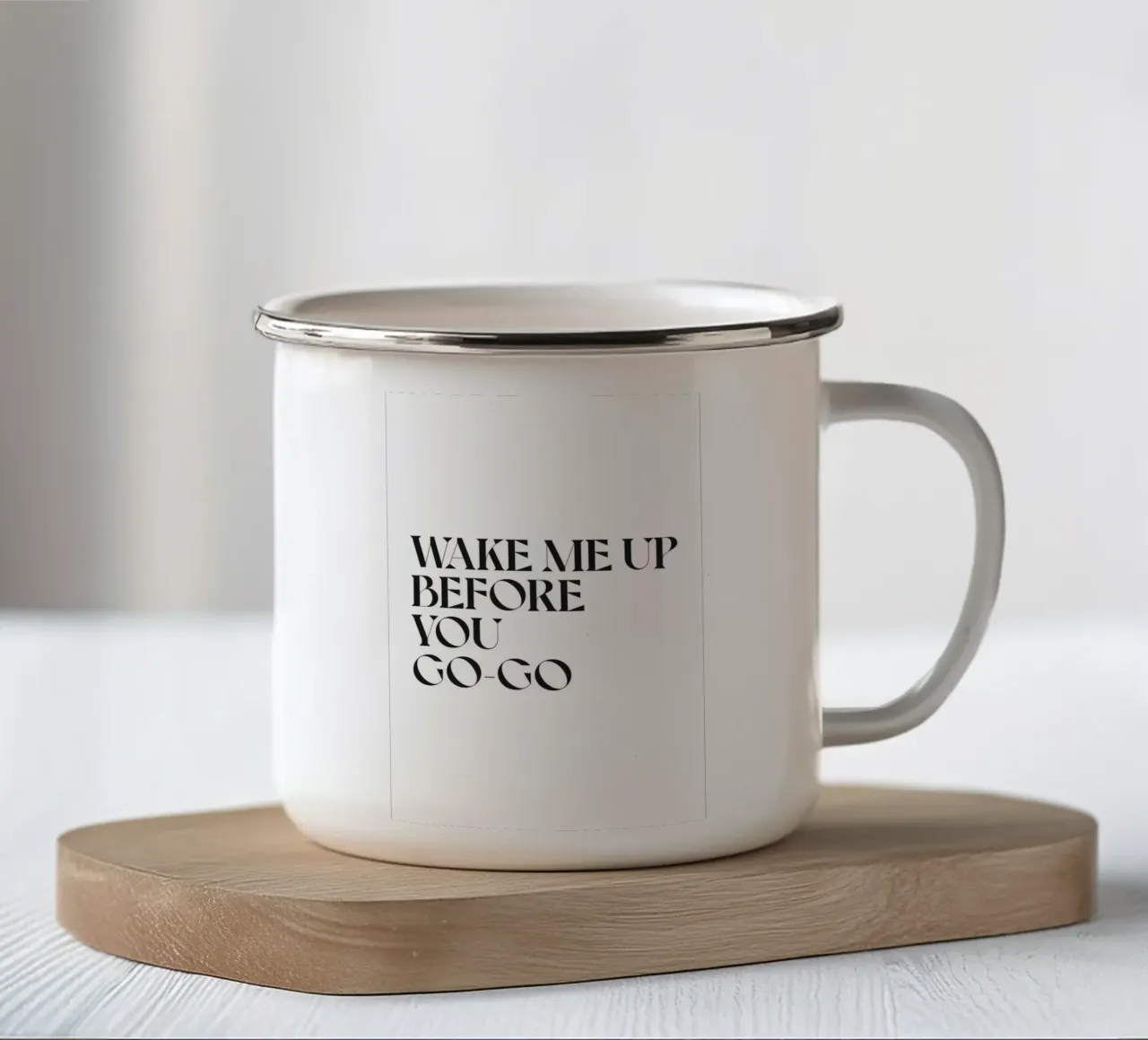 MAAK ME WAKKER emaille mok van n.4