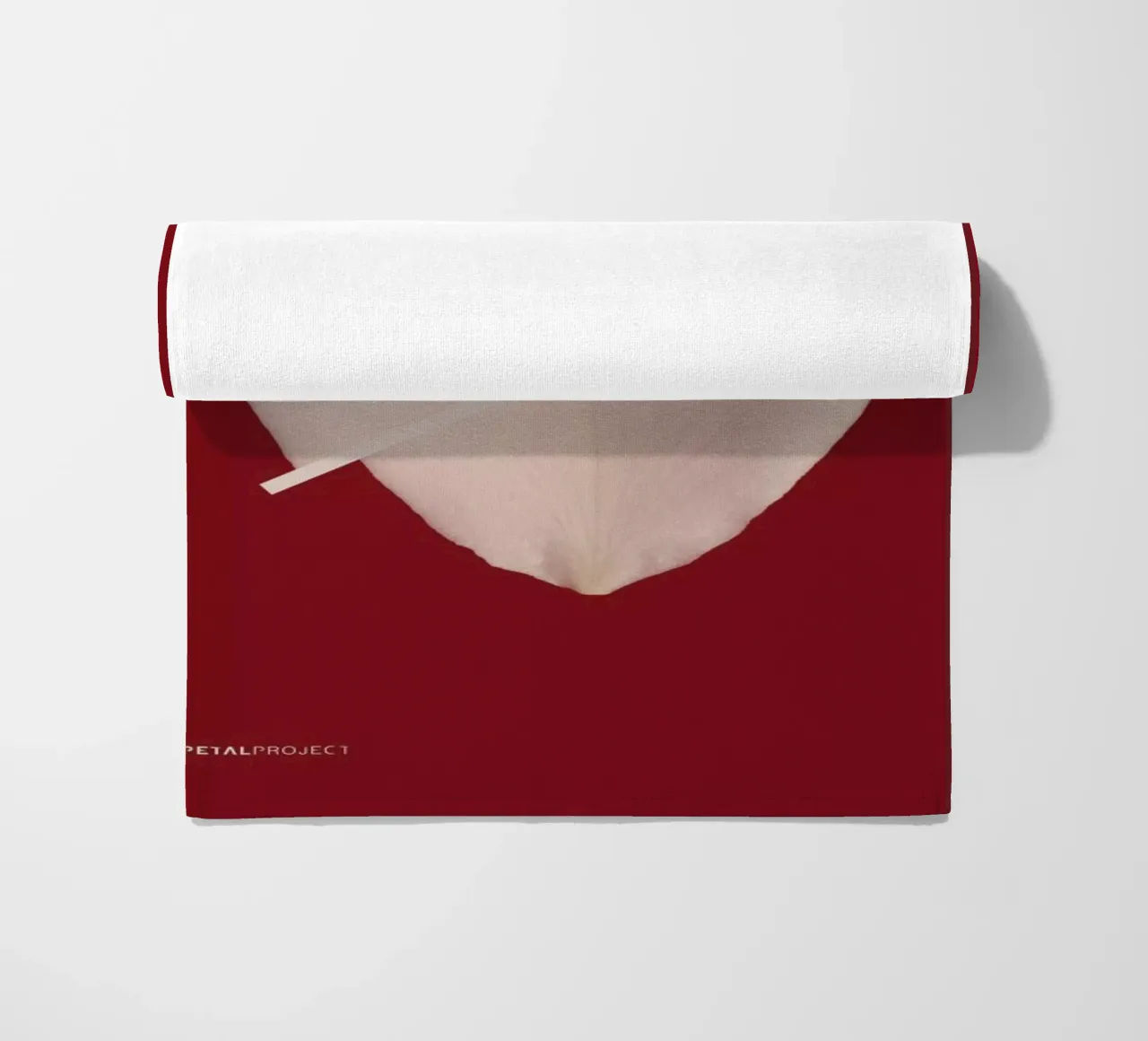 Petal Project No. 01 toalla de playa de Bryon S. White
