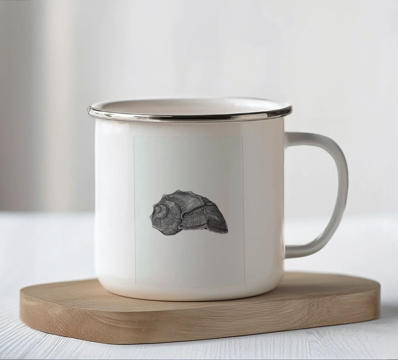 Seashell tazza in smalto da Pen & Ink