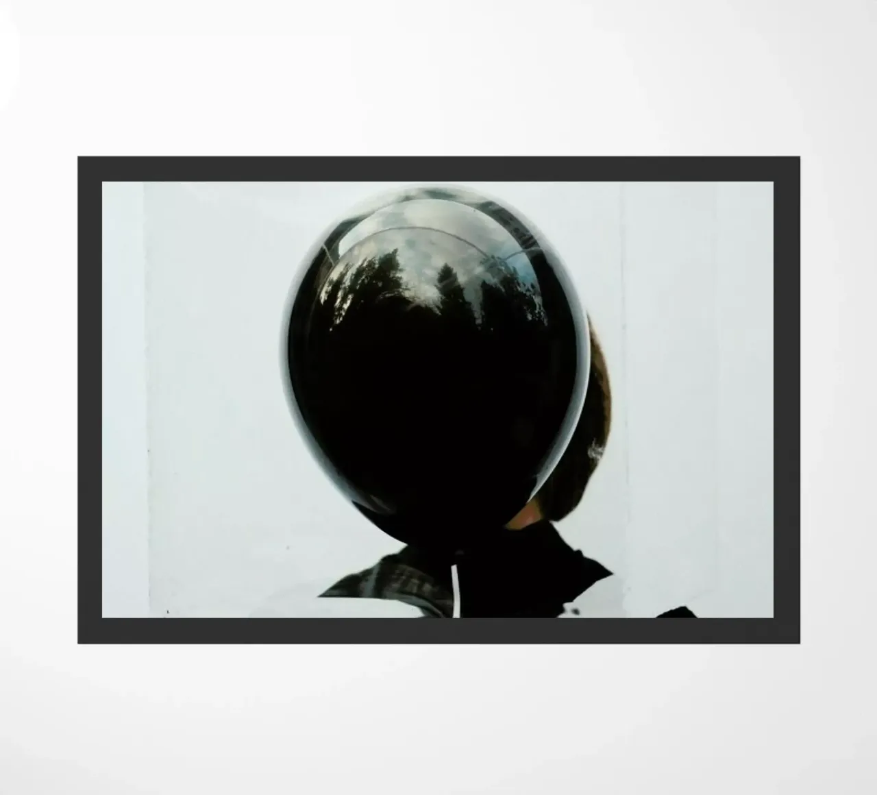 Behind The Balloon zerbino da Jovana Rikalo