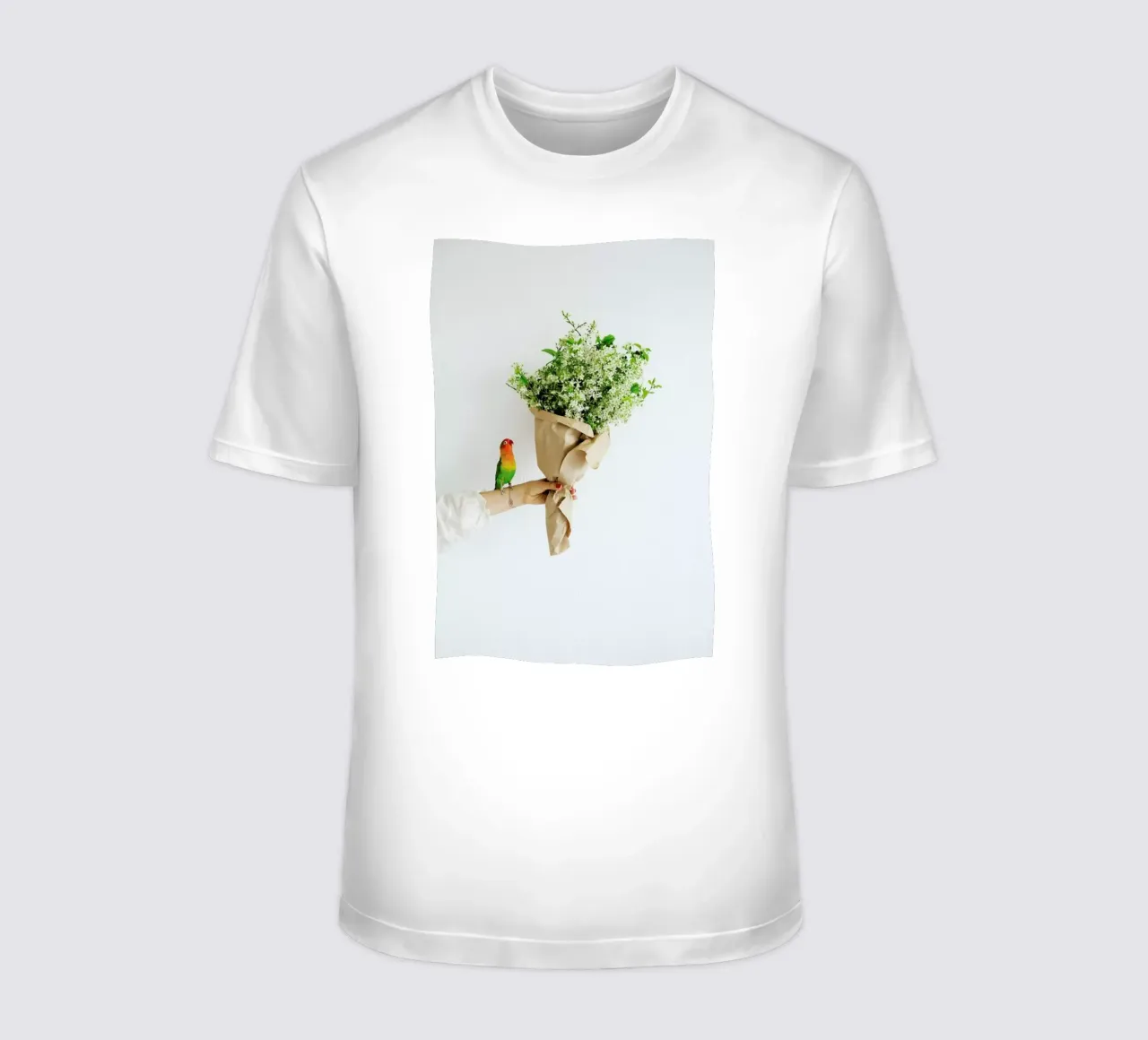 Parrot And A Girl t-shirt da Jovana Rikalo
