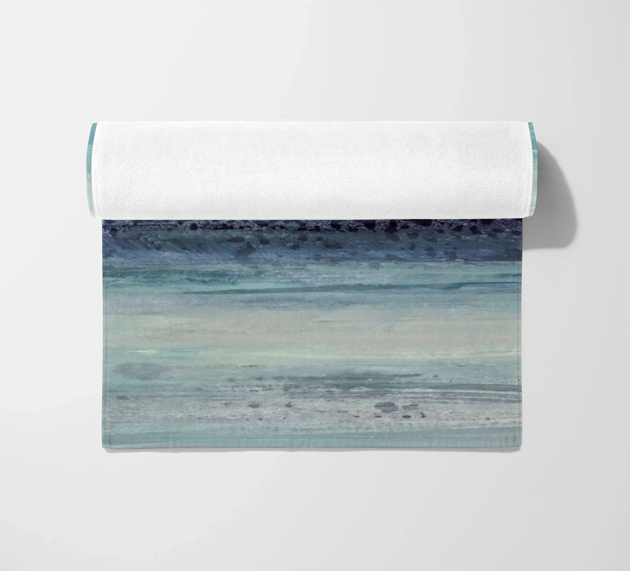 Serenity II Strandtuch von IRIS LEHNHARDT FINE ART