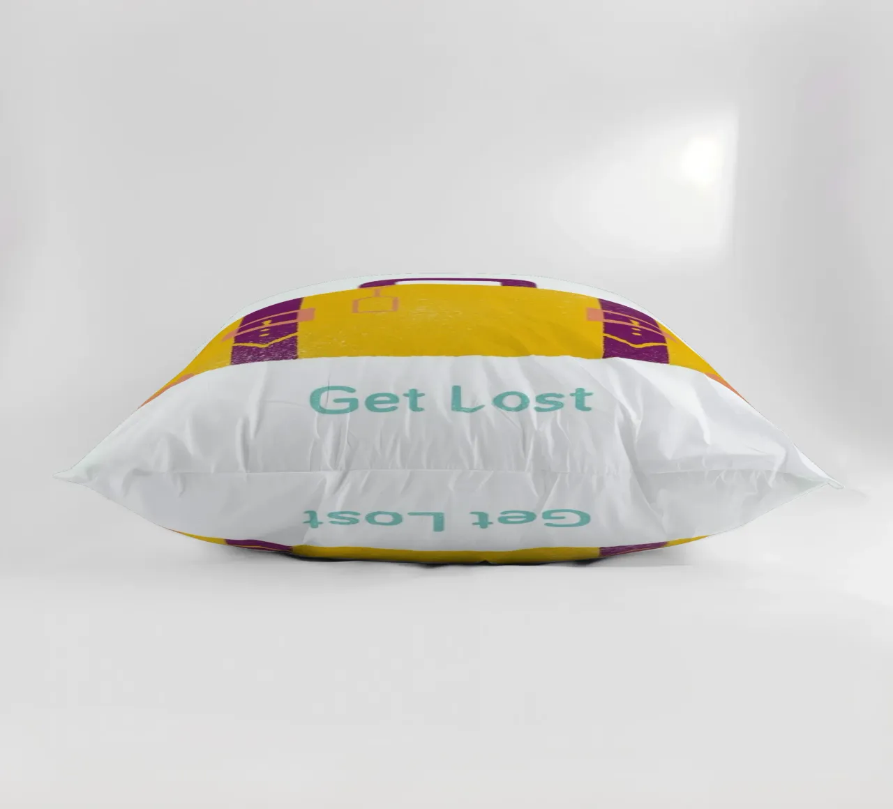 Get Lost cuscino da Chris Wharton