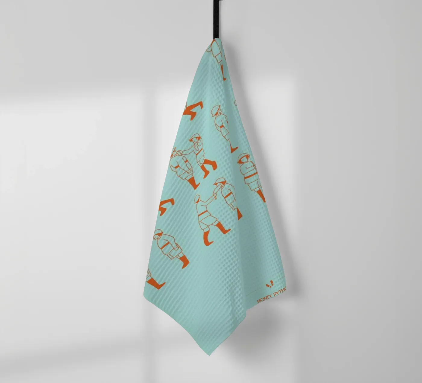 Monty Python - Fish Slap Geschirrtuch von Niege Borges