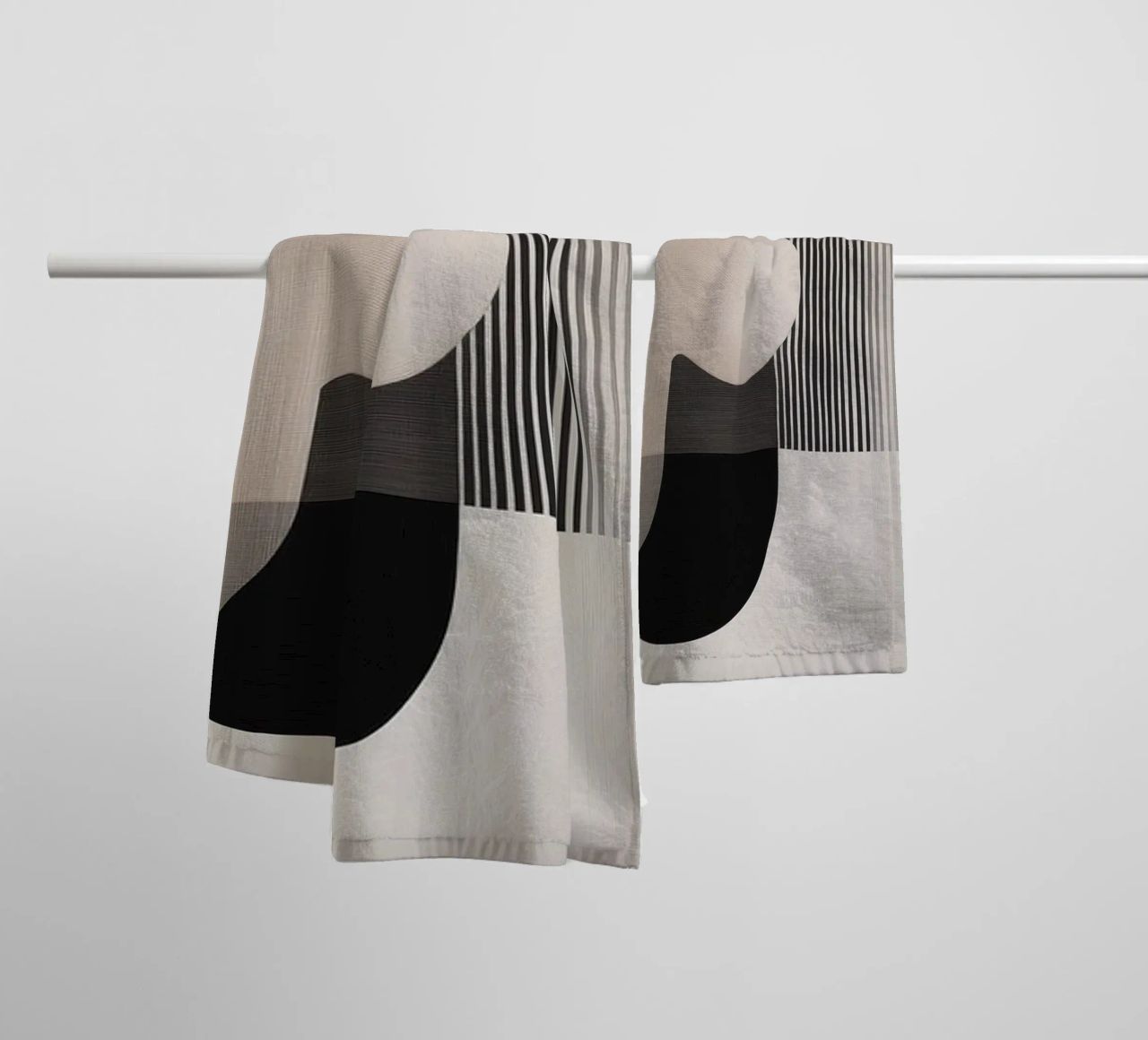 Abstract forms towel by Imagine
