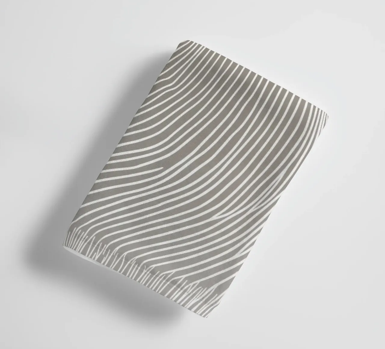 Abstract cat towel by Imagine