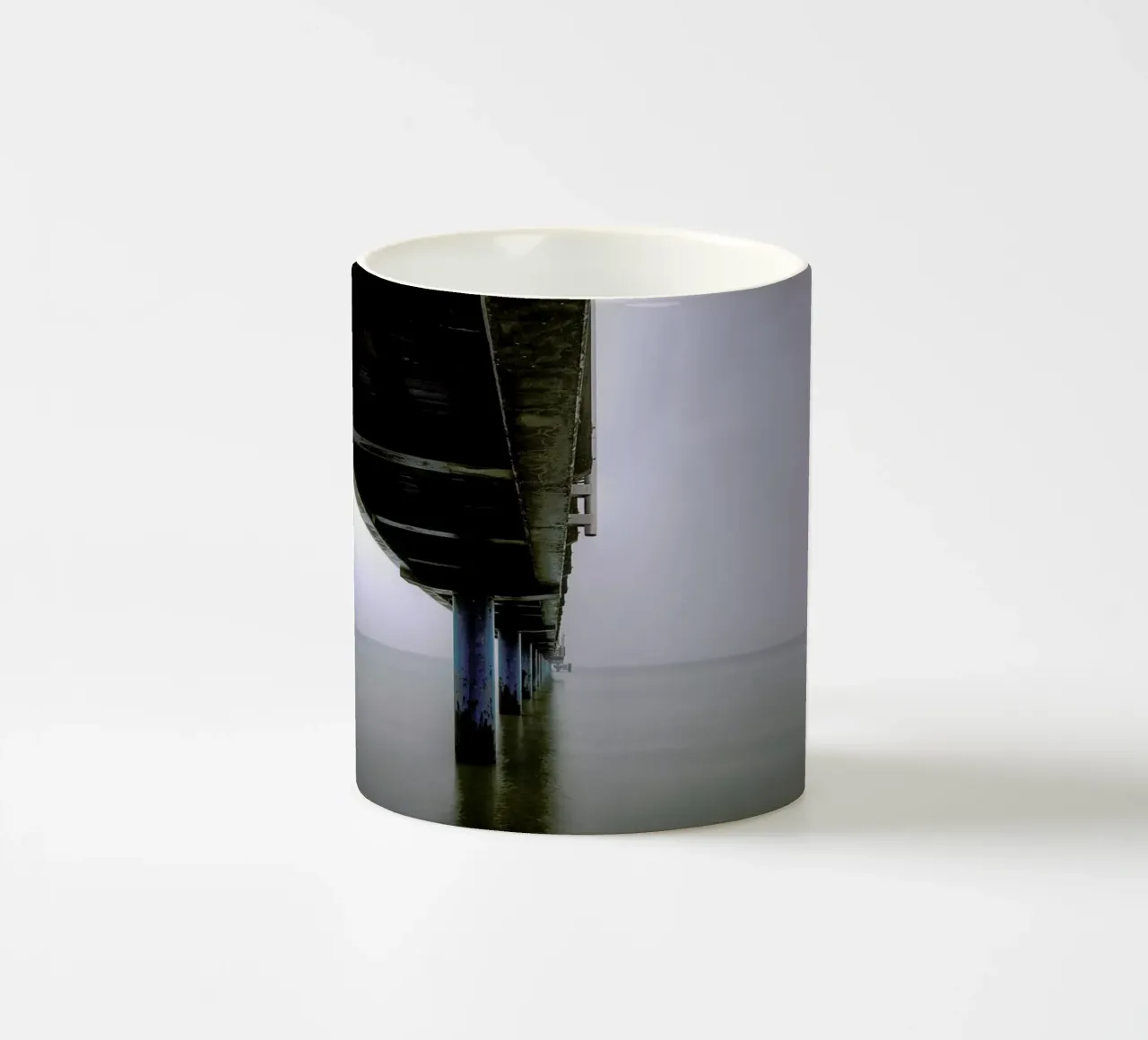 Seebrücke tazza in ceramica da Michael Belhadi