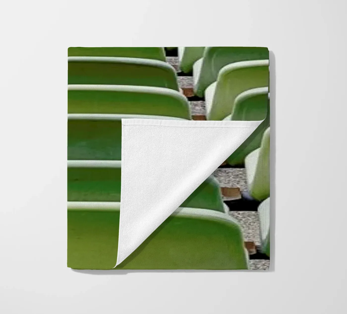 Olympia telo mare da Michael Belhadi