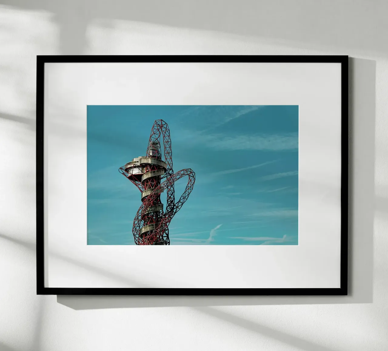 Orbit poster con telaio in legno da Michael Belhadi