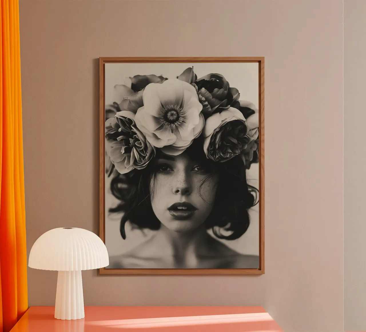 Donna con fiori tra i capelli alluminio dibond da Imagine