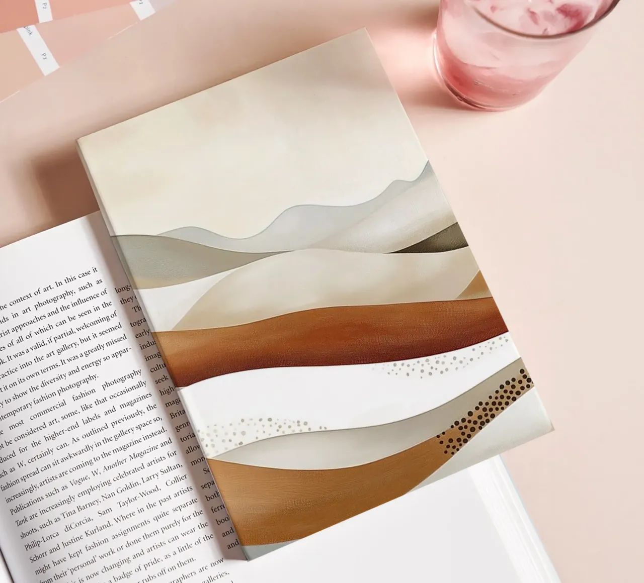 Berge in Sandfarben Notizbuch von Imagine