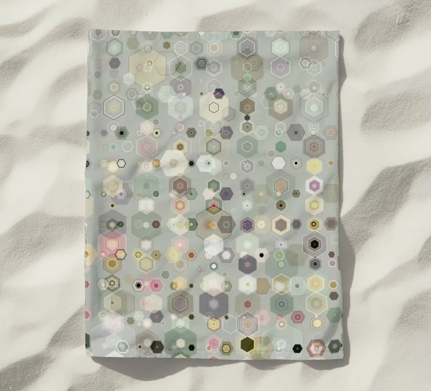 Precious Strandtuch von Angelo Cerantola