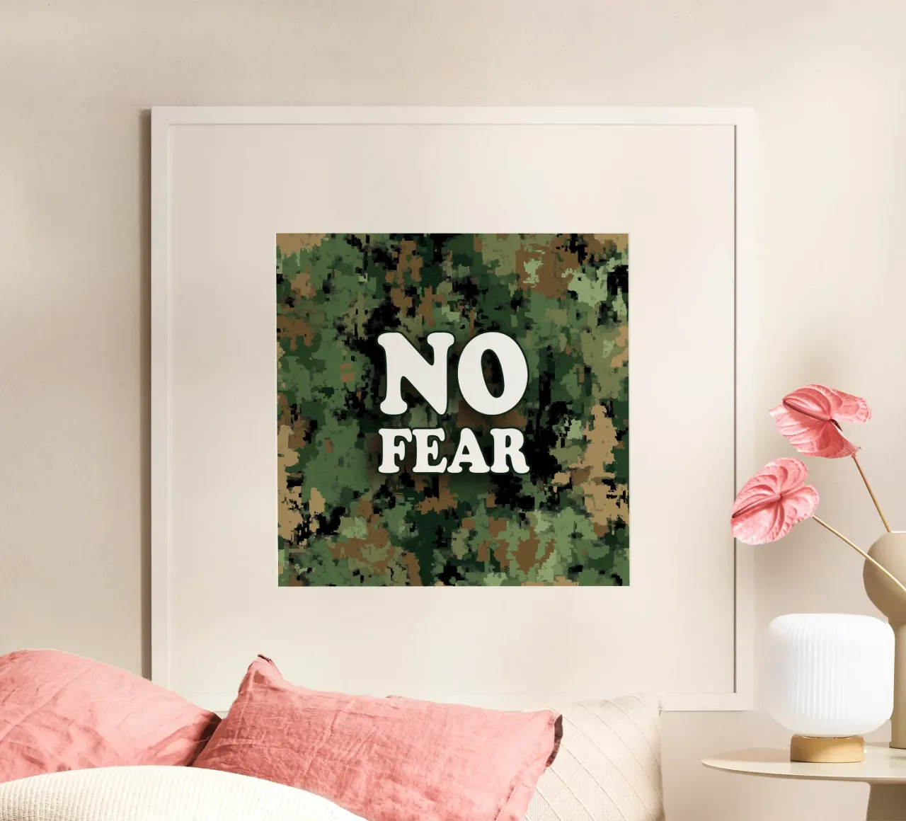 Camuflaje intrépido poster con marco de plástico de Motivate-Today