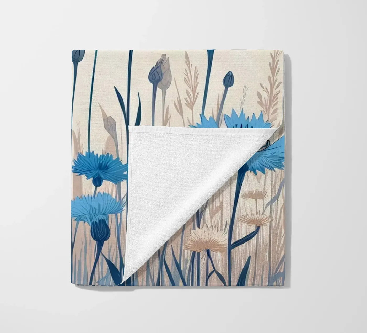 Cornflowers Strandtuch von Digital Naive