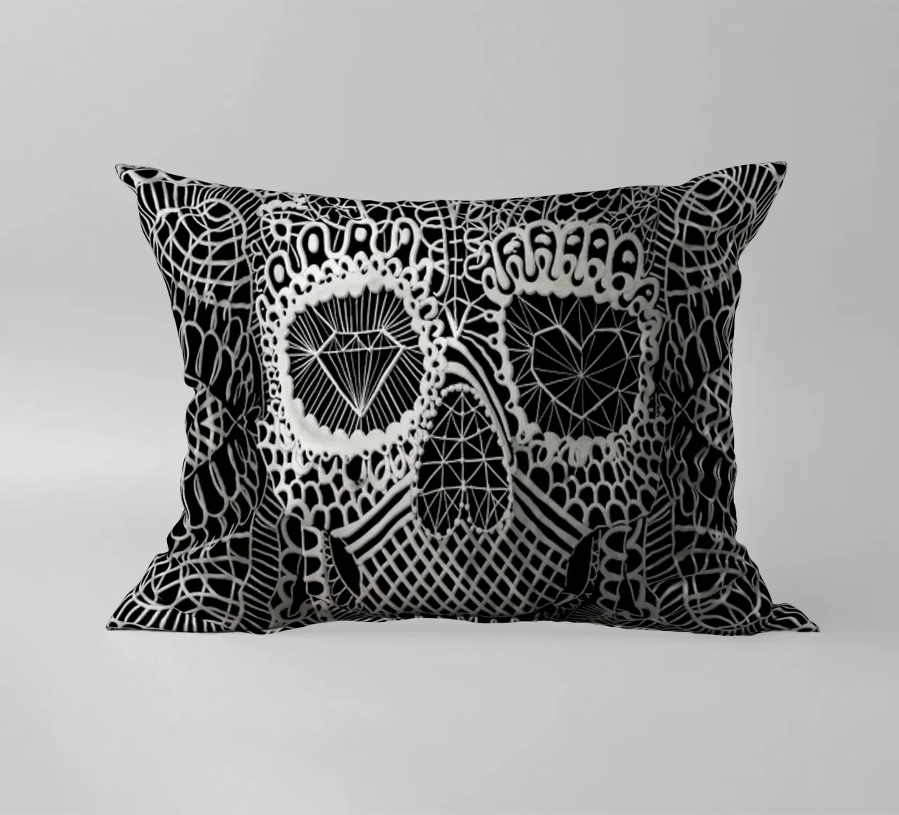 Lace Skull cuscino da Ali Gulec