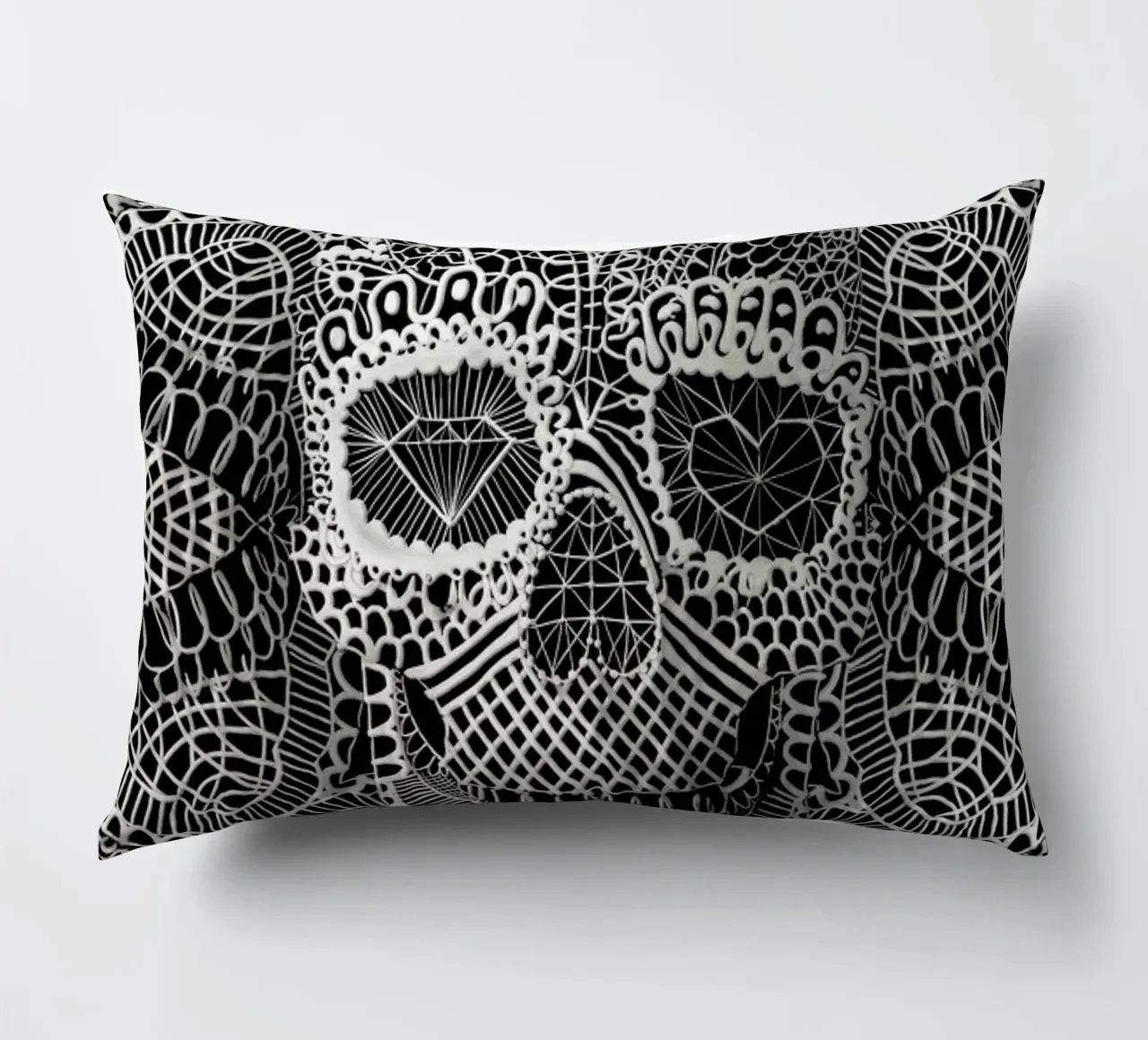 Lace Skull cuscino da Ali Gulec