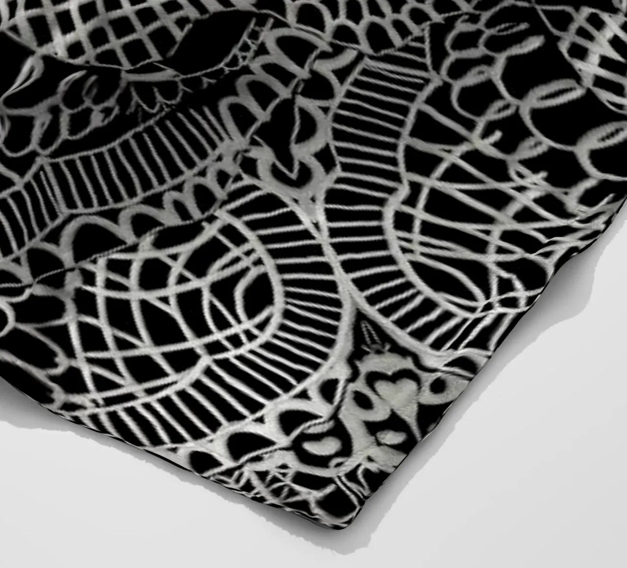 Lace Skull coperta in pile da Ali Gulec