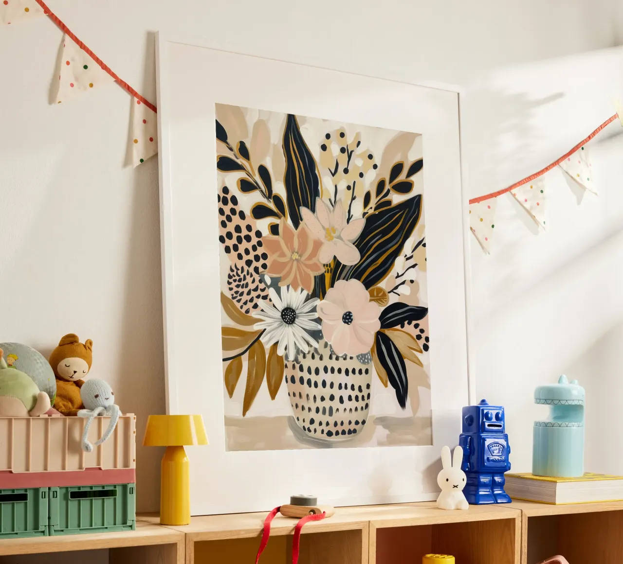 Weelderig stilleven in schemerig roze en goud | Canvas schilderij poster van Autofocus