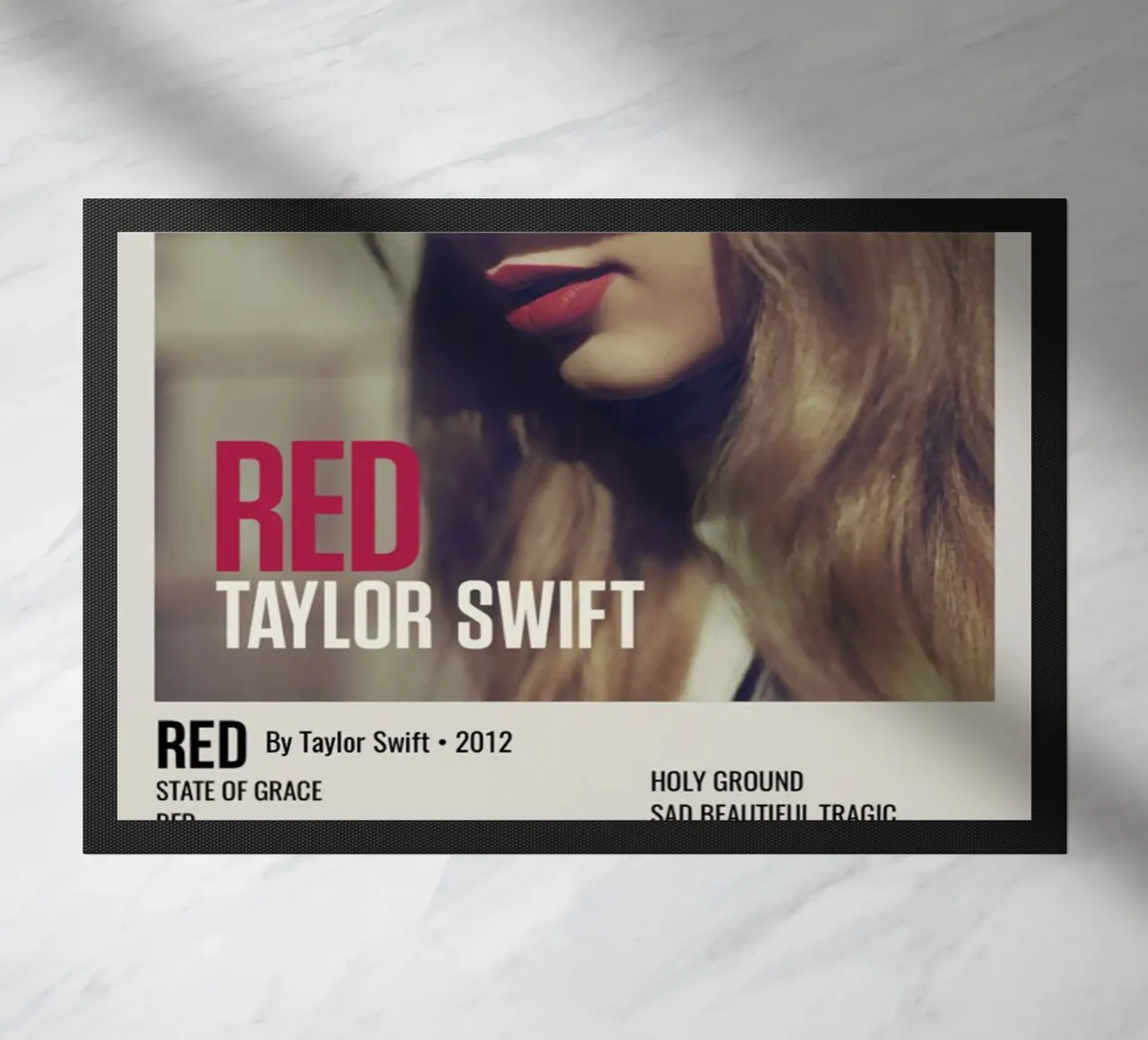 TAYLOR SWIFT RED By Taylor Swift - 2012 paillasson de SoundStudio