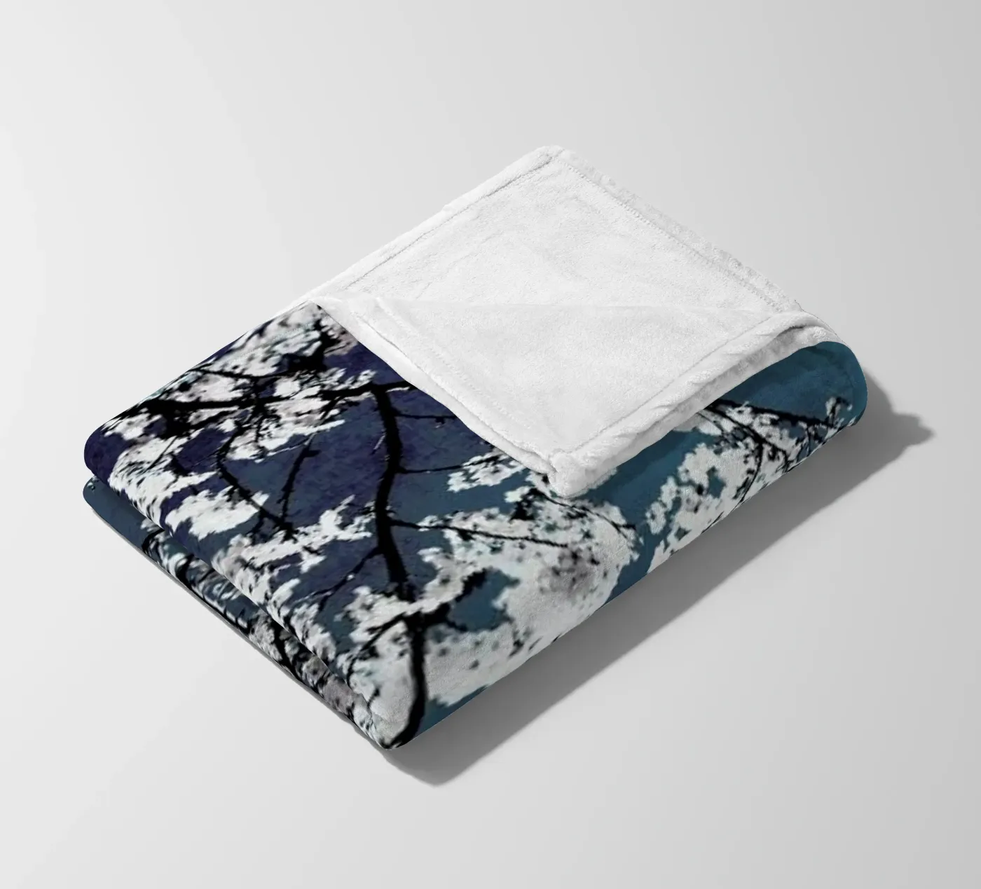 Flowers fleece blanket by Ingrid Beddoes